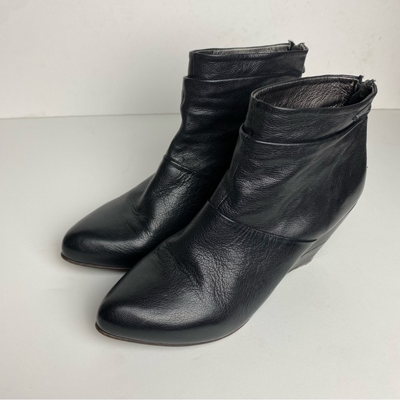 Diesel Black Leather Women's Wedge Booties Size 38/7.5 - Picture 2 of 10